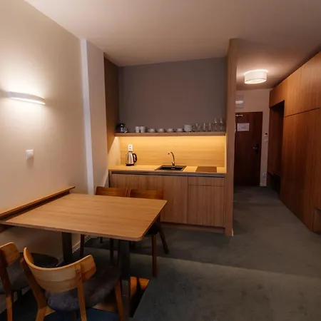 Apartmán D213 Hrebienok 2 3*